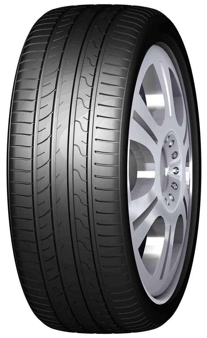 TOEE HD700 245/35R20 95W